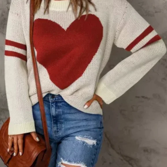 ❤New beige heart sweater - Picture 1 of 12